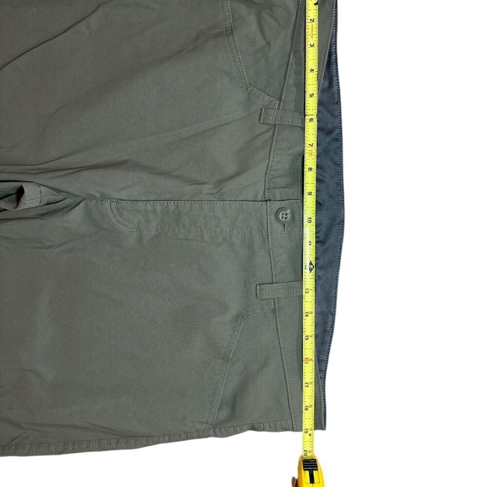 Eddie Bauer Men's Guide Pro Convertible Pants | Size: 40x32 - Picture 4 of 6